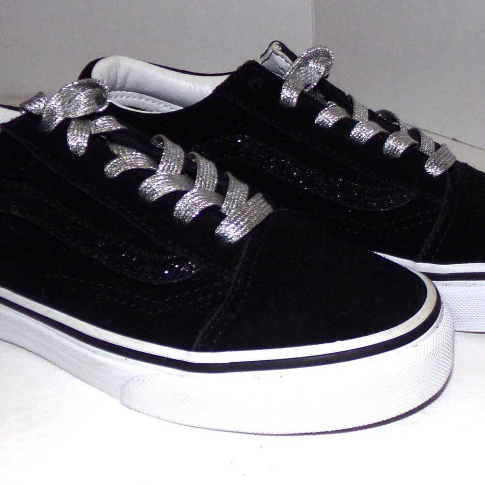 GIRLS VANS SIZE 2 BLACK AND WHITE WITH SPARKLY SILVER SHOE LACES! REALLY SWEET!!
